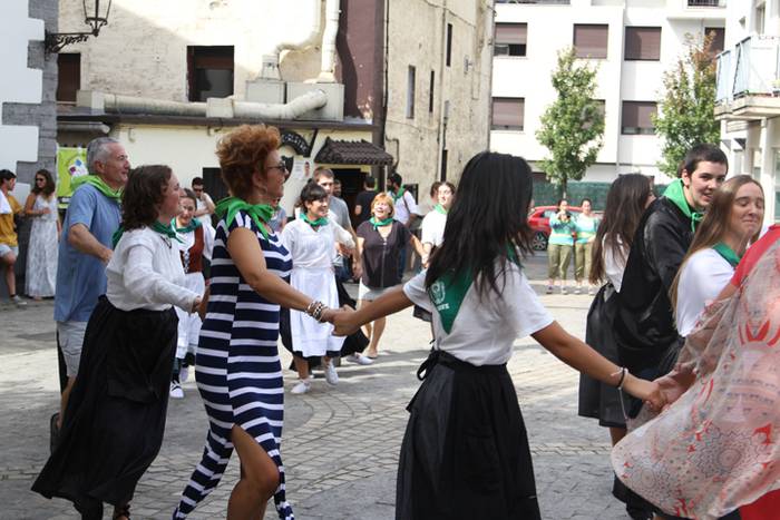 Gaztetxo, gazte eta bikoteen eguna 60 1474724388623