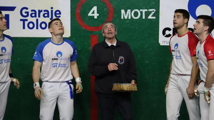 Txanpona airera botatzea besterik ez da falta Beotibarren