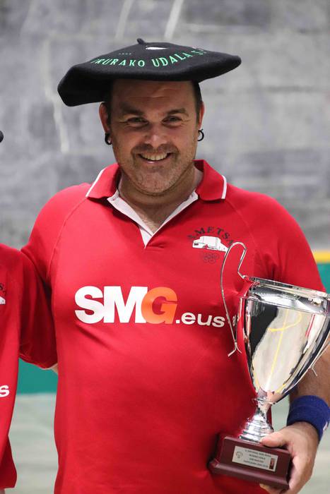 Etxean gelditu da txapela 44 1601747580566