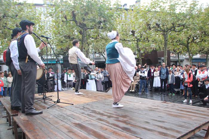 Udaberri Dantza Dezagun Tolo 6 1504962962710