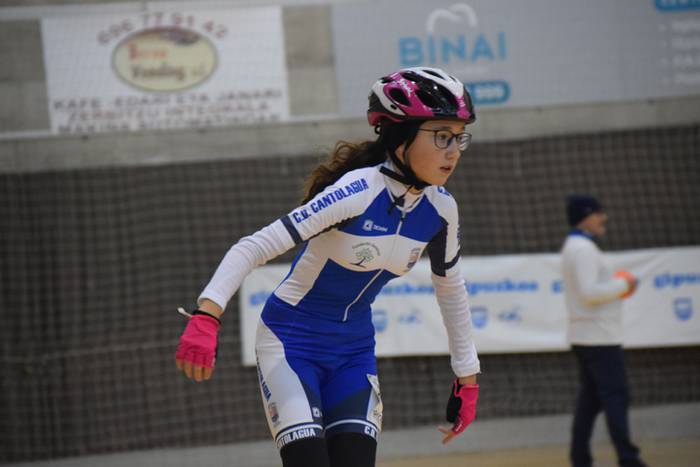 Gurpil txikien gainean, abia 23 1512311212202