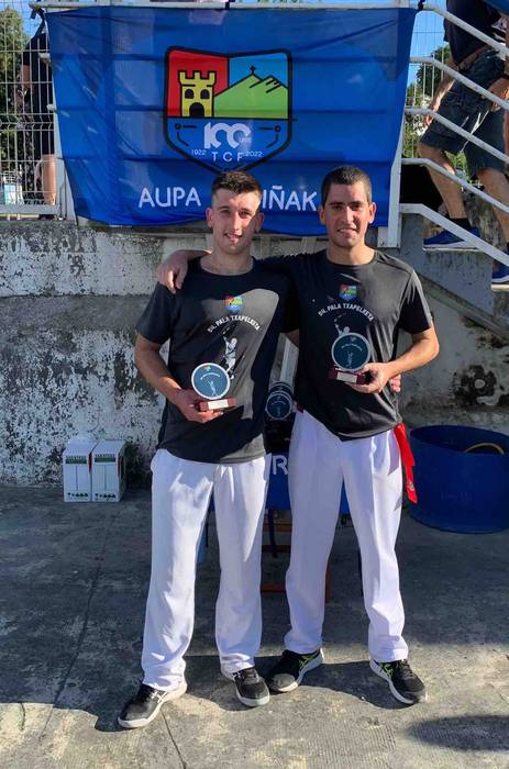 Banatu dituzte txapelak 54.  21 1659950150277