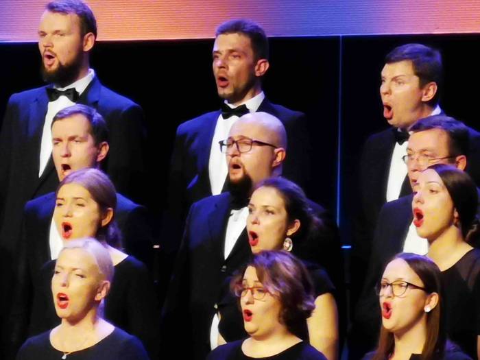 Batavia Madrigal Singers, ik 41 1572636839347