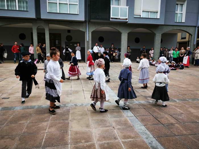 Irura, dantzari txiki eguna 19 1557575375218