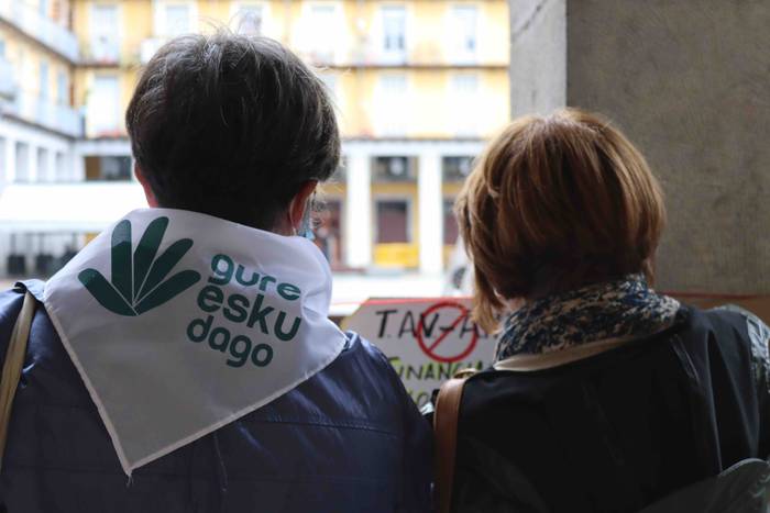 “Plazak aldarriz betetzeko”  29 1591530822074