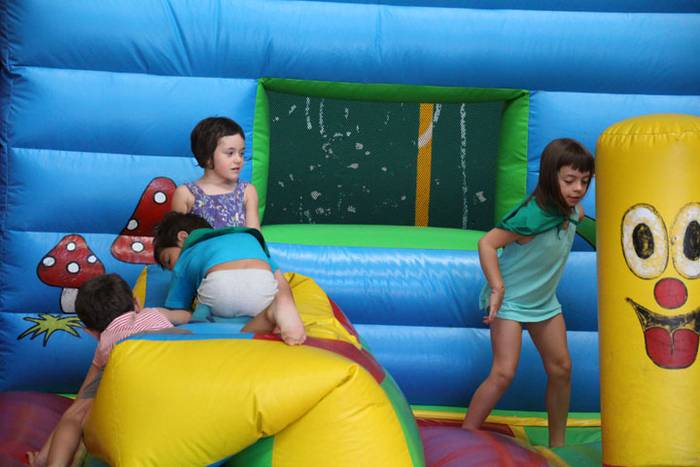 Bertsotan hasi dute festa Gaztelun 2 1471174862348