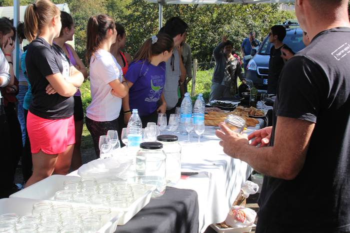 Ibarrako piperrak biltzen 20 6 1506520850280