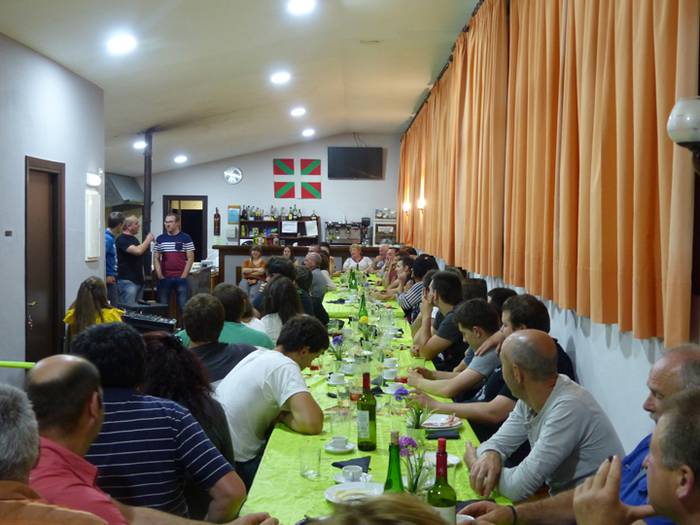 Ugarteko Amuarrain elkartean 8 1528105616880