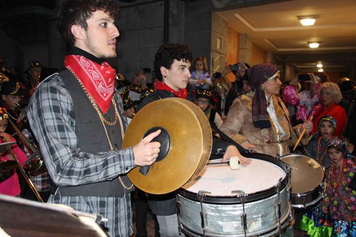 Hartzaren beldur, baina inau 20 1550950100520