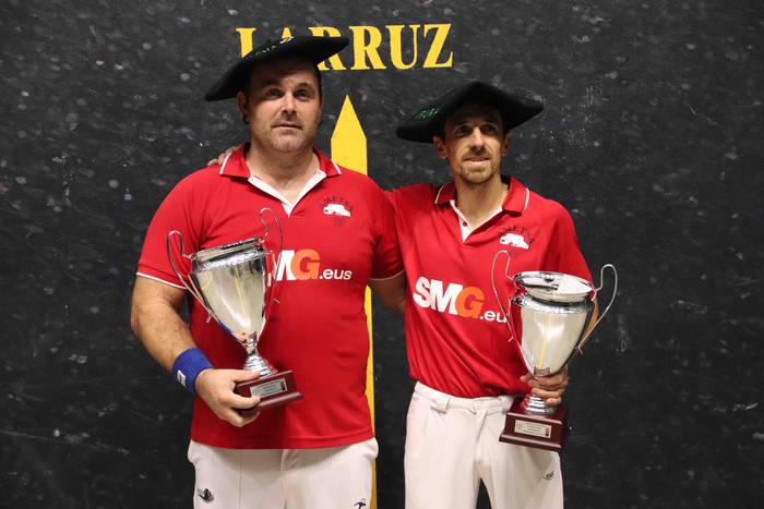 Etxean gelditu da txapela 48 1601747583518