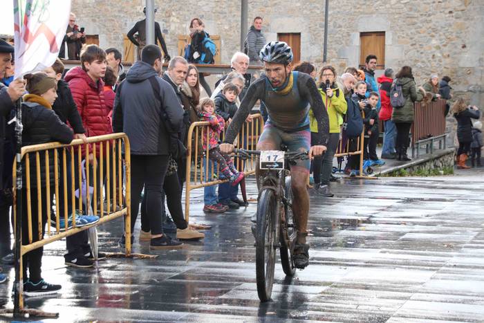 Eneko Gurrutxaga, Adunan ira 41 1574532581585