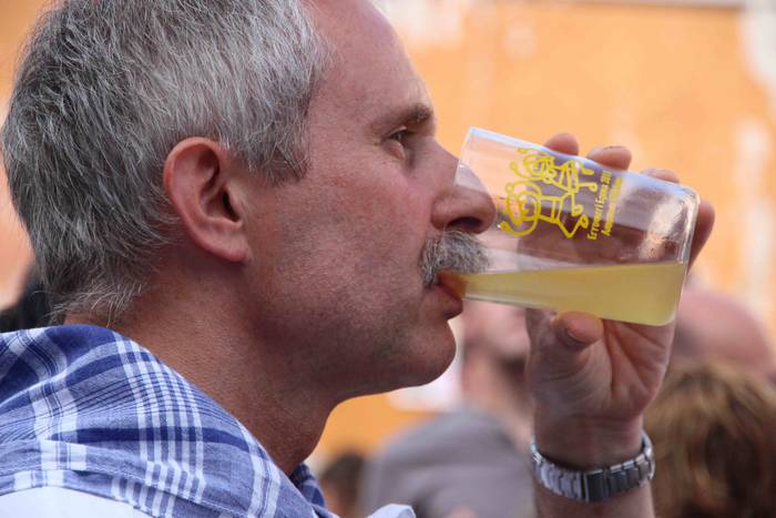 Bero sargoria, sagardoz bust 94 1532982896822