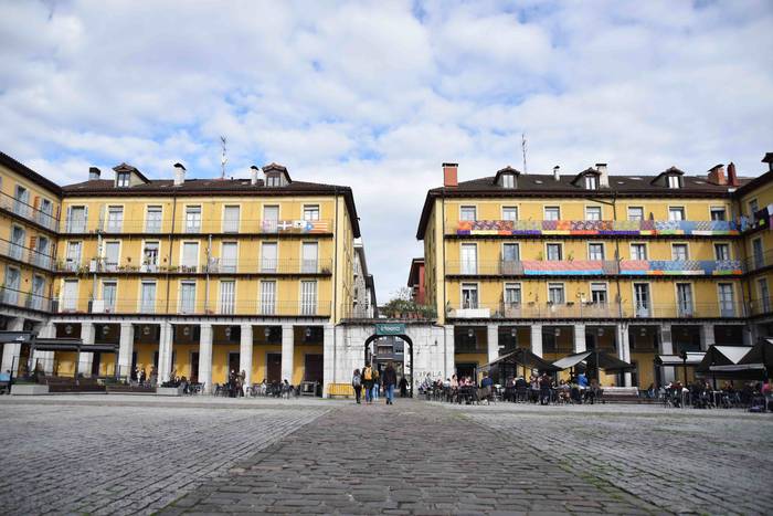 Ostegun gizen goiza 2021 18 1613051810109