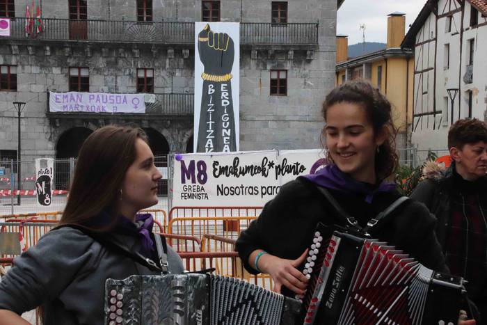 Ostegunetik igandera, Asteas 3 1552139797246