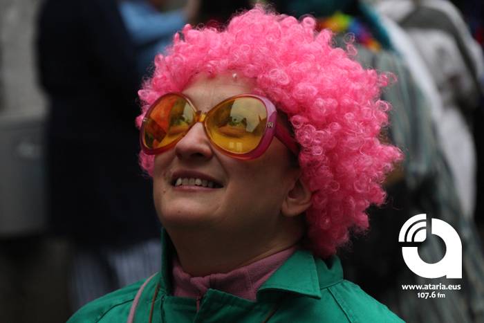 Pijamen iraultzak hartu du T 30 1488100020971