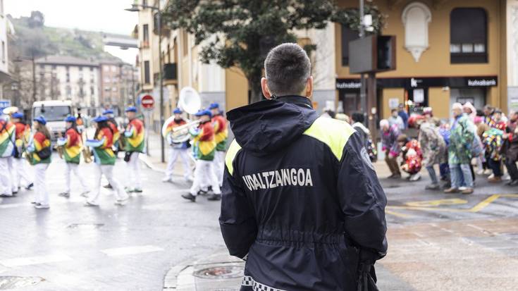 Hamabi trafiko laguntzaile kontratatuko dituzte inauterietarako