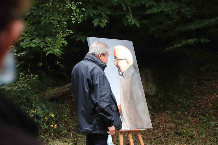 Zumetari omenaldi "intimoa"  14 1599334858240