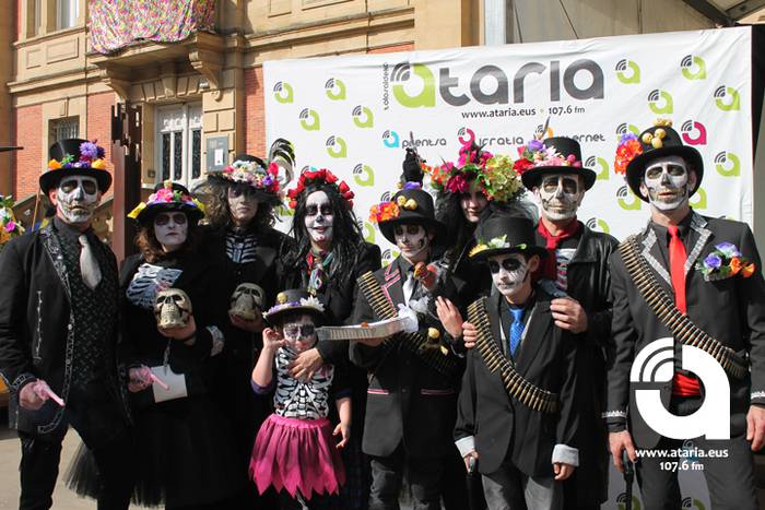 Photocoll-ean jartzeak saria 32 1488130060666