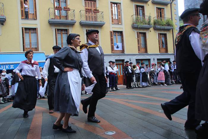 Udaberri Dantza Dezagun Tolo 83 1504963492447