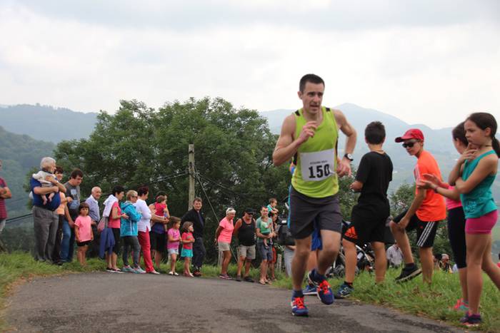 Santamañara igoera, festen a 21 1499606836209