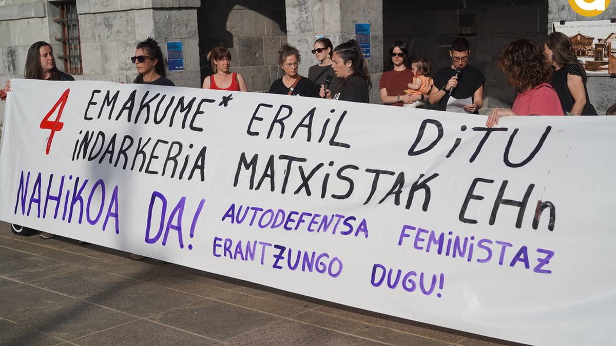 Arguedaseko erailketa matxista salatu dute eskualdeko hainbat herritan