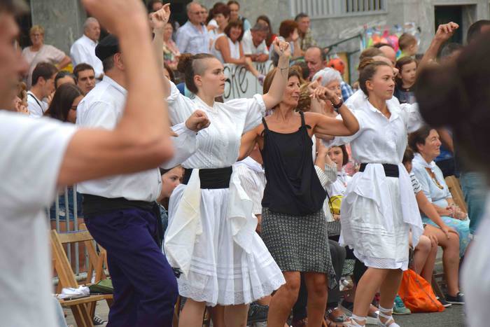 soka dantza santioak villabo 86 1532545327448