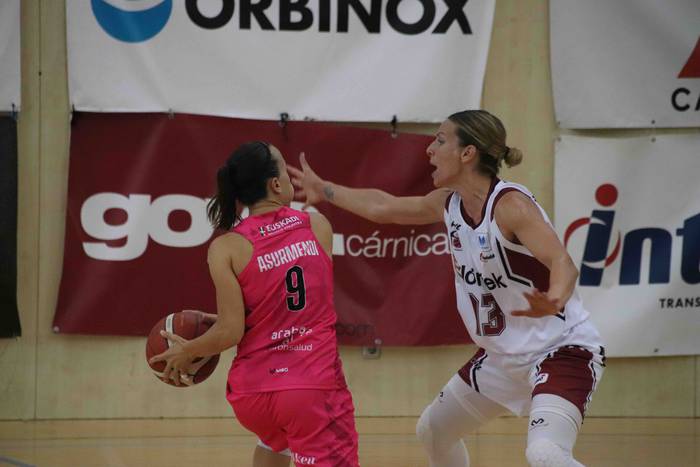 Emakumezkoen saskibaloiko Eu 4 1664214558920