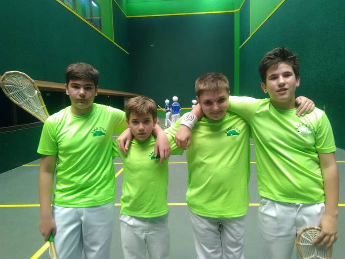 Ekhi Yarza –Aimar Heras irurarrak    irabazle Urruñako  xare topeketa-lehiaketan