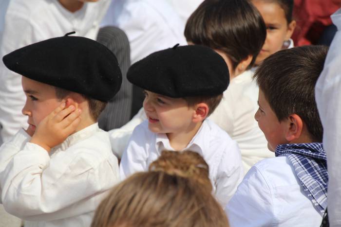 Suziria lehertzearekin bater 3 1494695537671