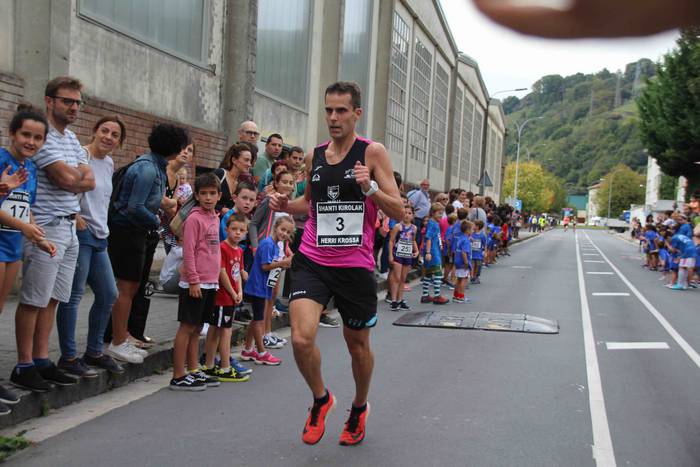 Aitor Arroyo eta Maite Arrai 113 1570885952338