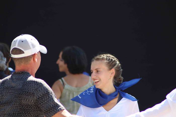 Dantzan igaro dute goiza Liz 23 1630841476321