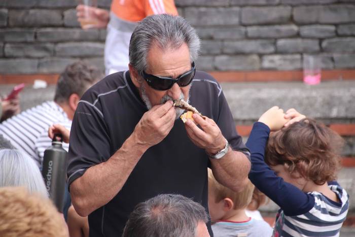 Txakolina eta sardinak, fest 12 1536498266122