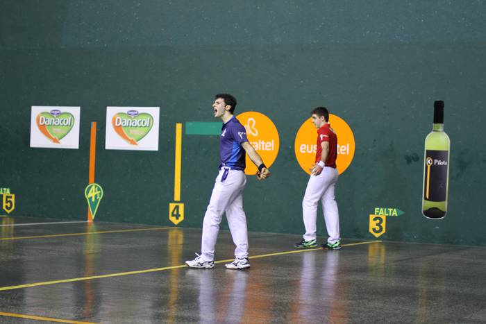 Irribarria eta Altuna III.a, Atanon 4 1477855479939