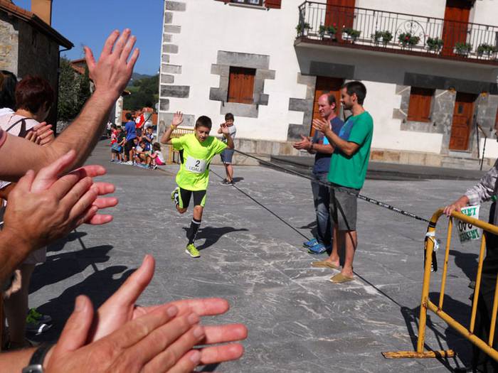 Adunako Ama Birjin jaiak 2016 6 1470666237425