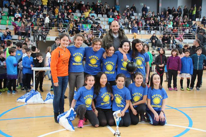 Haur eta futbol festa Shanti Txapelketan 18 1483884374112