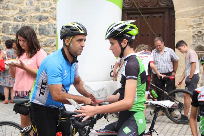 Maldan gora plazara heldu ar 44 1502801502914