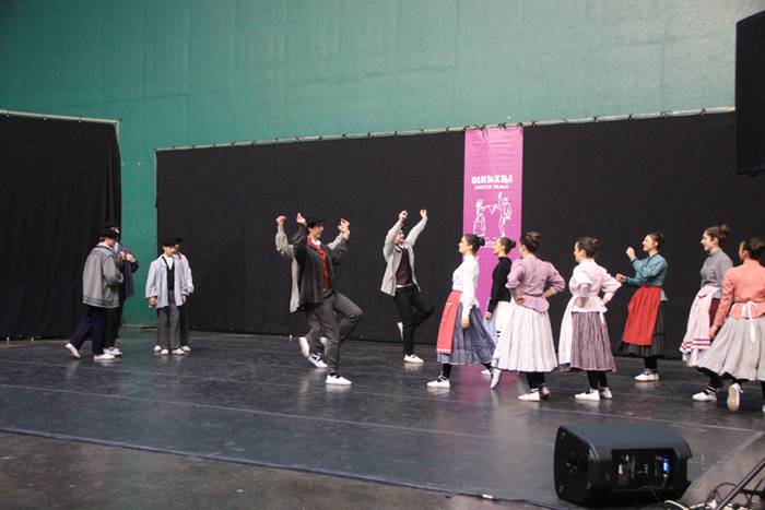 Eskolatik plazara emanaldia  27 1488739691714