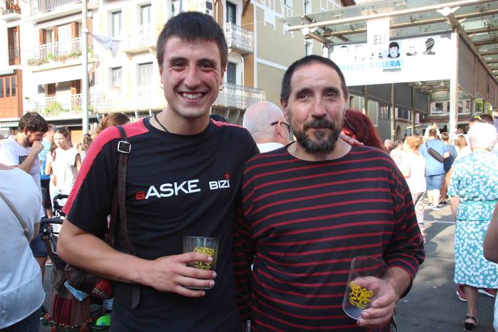 Bero sargoria, sagardoz bust 104 1532983123567