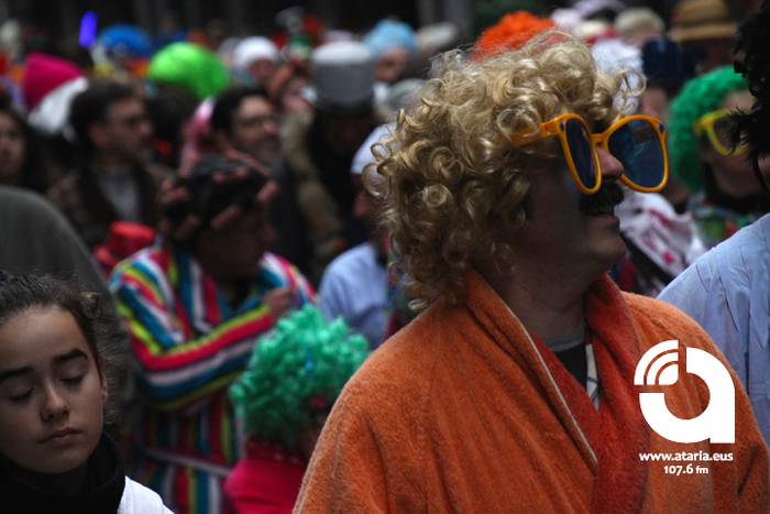 Pijamen iraultzak hartu du T 47 1488100110000