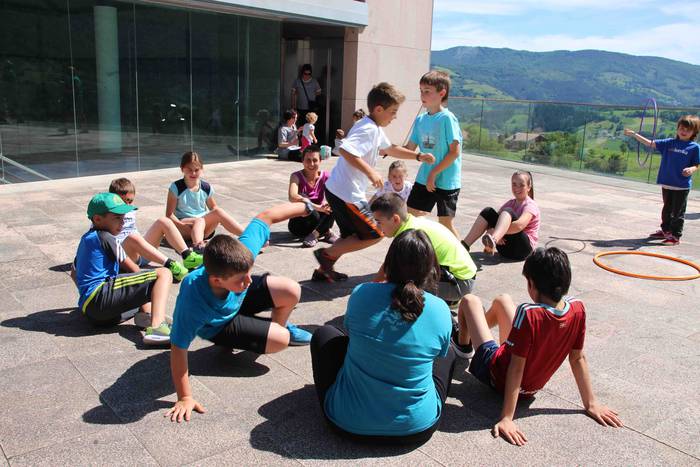 Haurrek ez dute ajerik Abalt 24 1561205808084