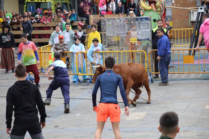 Zezenaren aurrean korrika 2 1551703378821