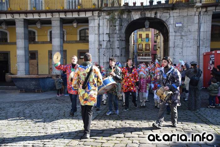 udaberri dantzari txikien kalejira 29 1454767835208