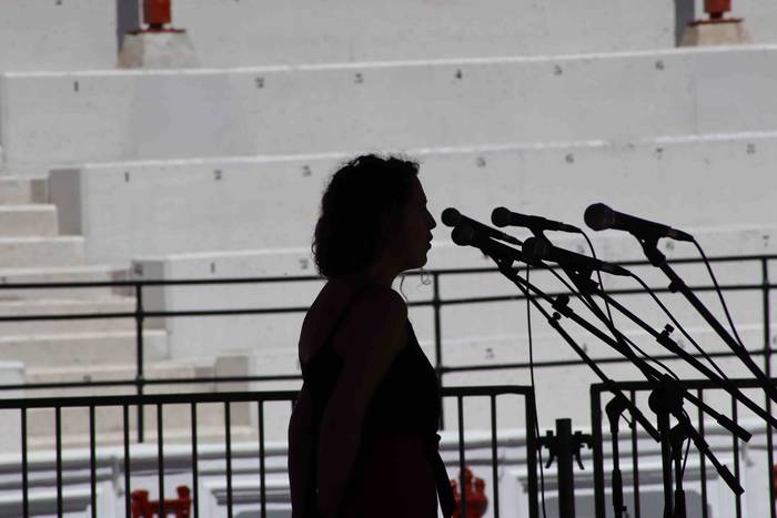 Bertso saioa Tolosako zezen  15 1592740348434