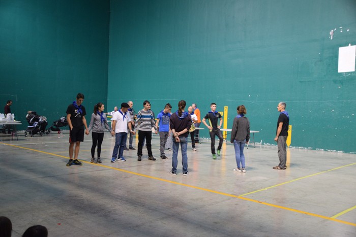 Dantzaren sokak lotuta - 35