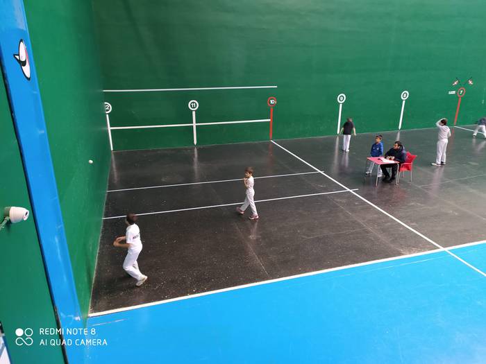 Gabonetako III. pilota topaketa