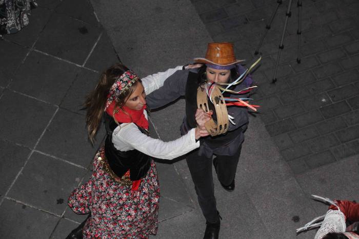 Hartzaren beldur, baina inau 15 1550950098000