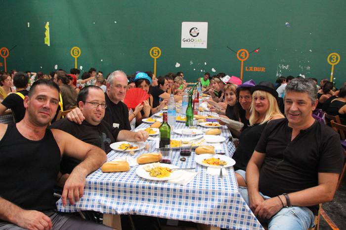 PIlotalekua kuadrillen kolorez beteta 25 1472221490672