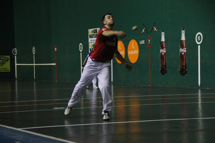 Erasun debuta eta Jaka finalerdia pilota 30 1478375071125