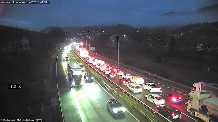 Auto pilaketak N1-ean