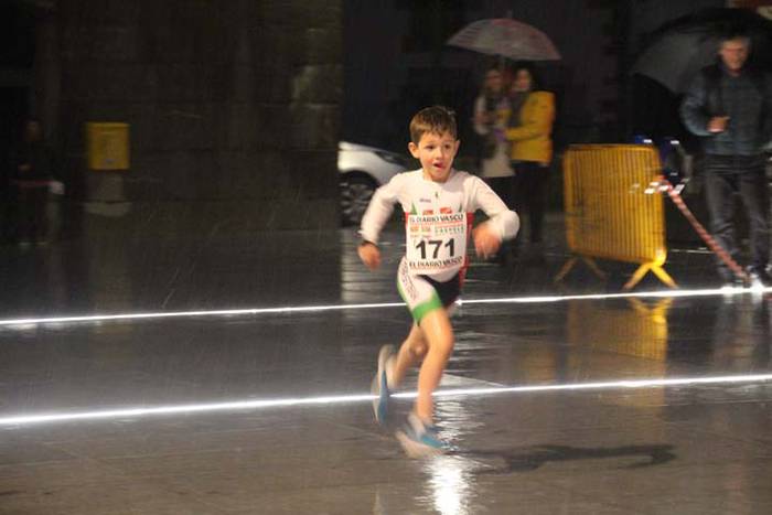 Ilunpetan eta blai eginda 2 1514745829715